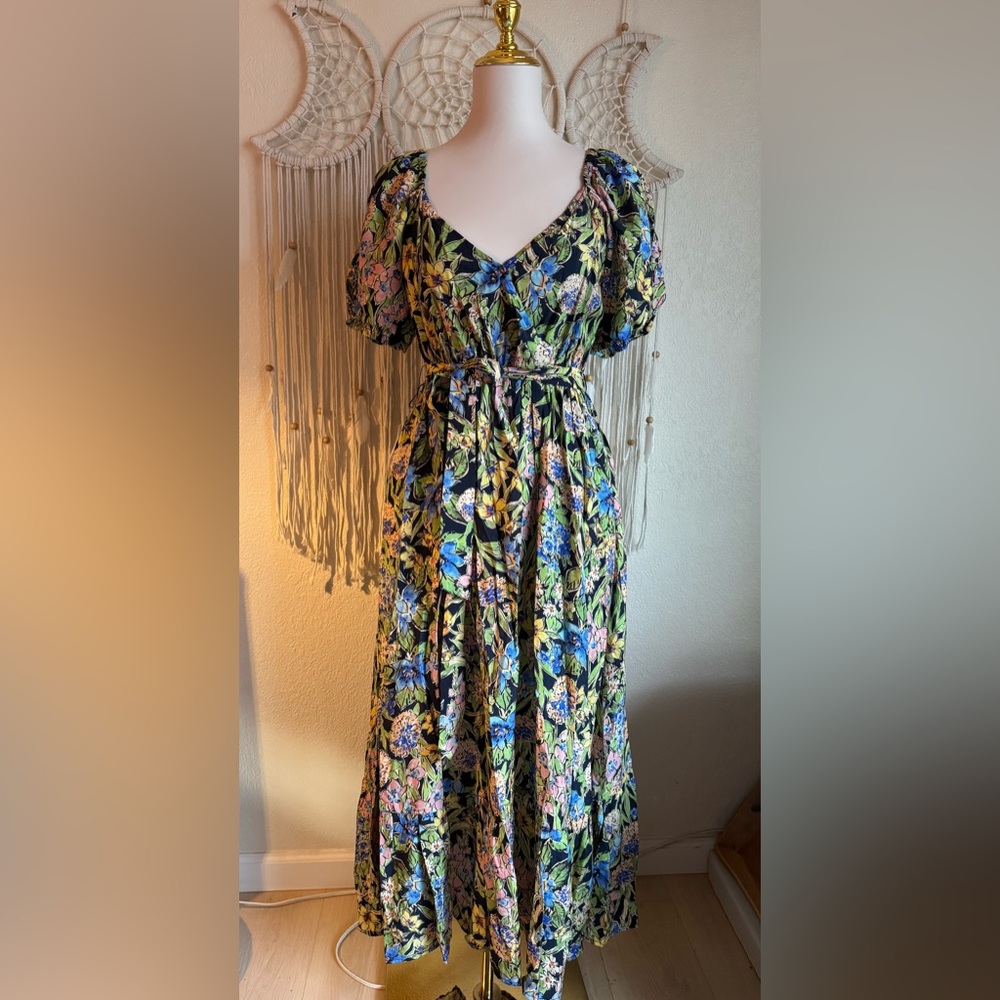 Dress Forum Floral Midi Dress- Small NWOT